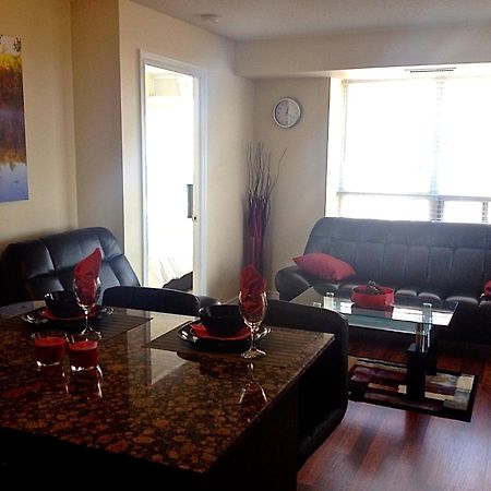 Royal Stays Furnished Apartments - Square One Mississauga Pokój zdjęcie