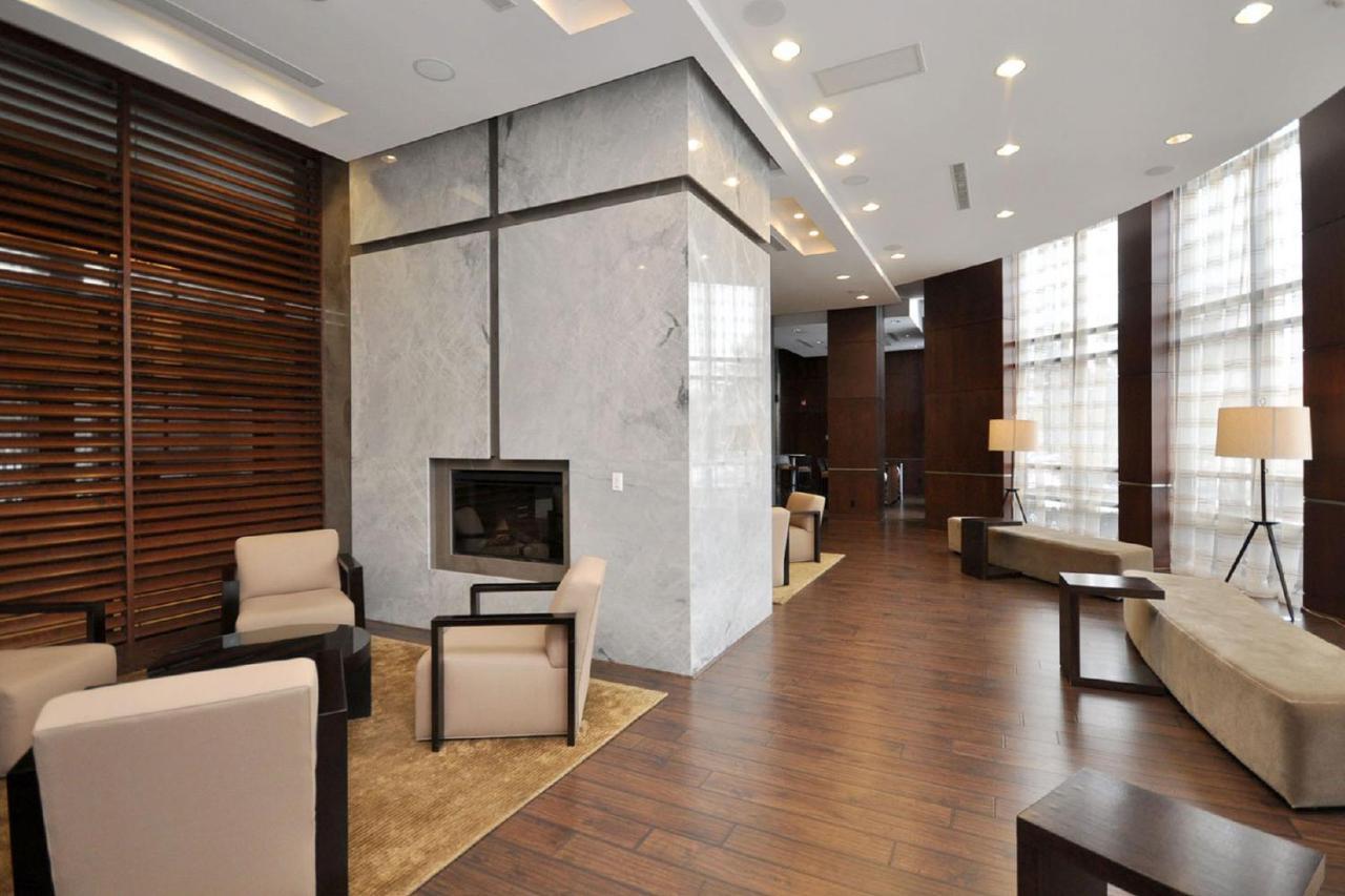 Royal Stays Furnished Apartments - Square One Mississauga Zewnętrze zdjęcie