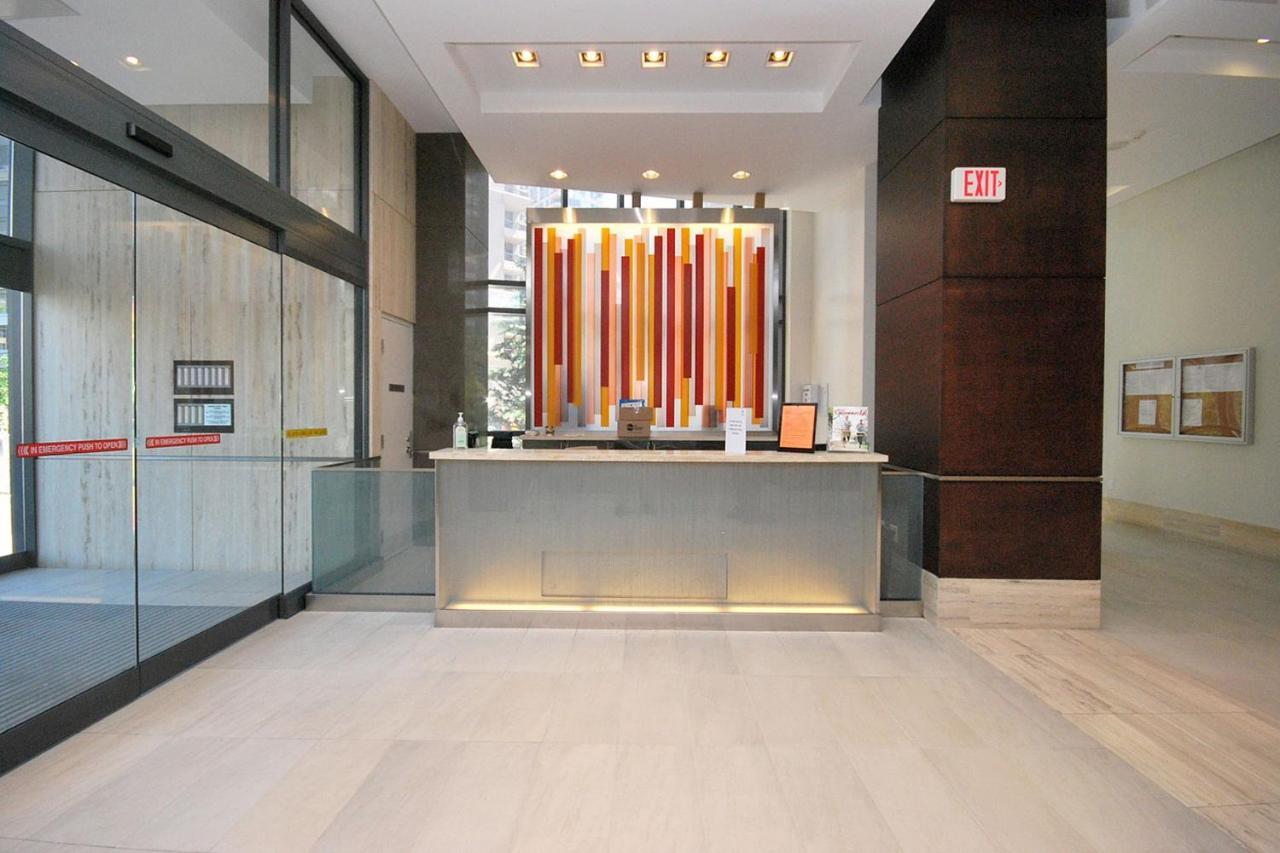 Royal Stays Furnished Apartments - Square One Mississauga Zewnętrze zdjęcie